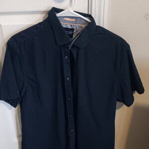 Men's short sleeved button up